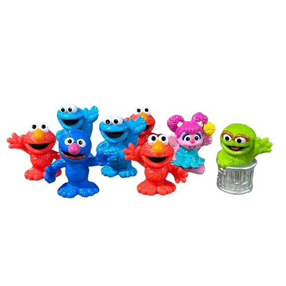 Sesame Street Workshop Figures Elmo Cookie Monster & More - Picture 1 of 5
